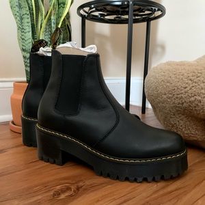 NEW Dr. Marten Chelsea Boots